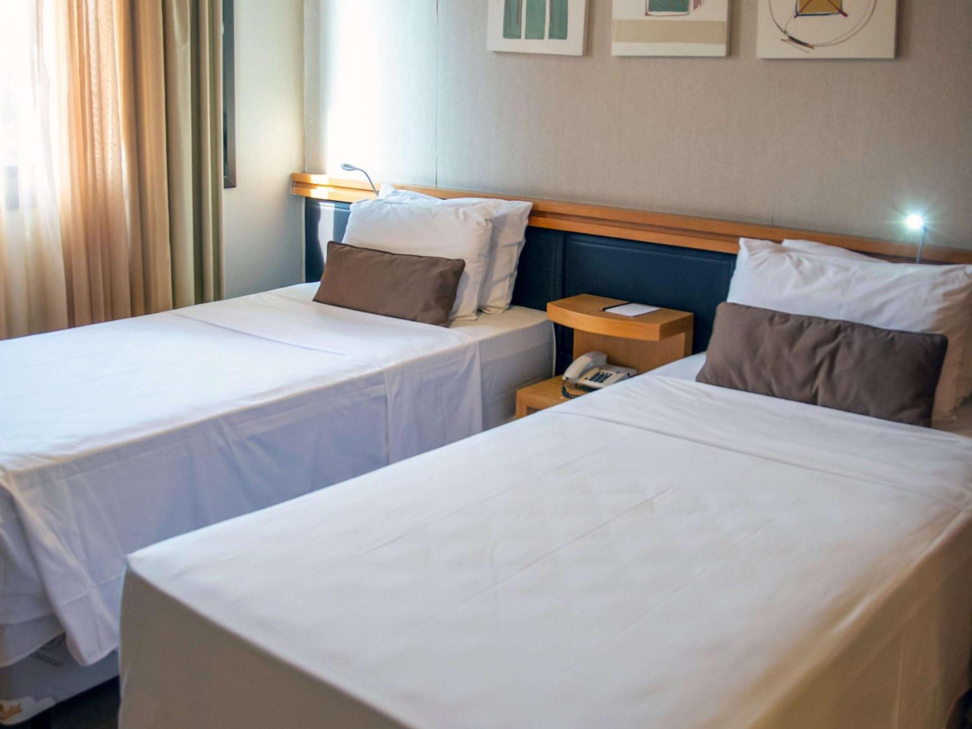 Manhattan Porto Alegre By Mercure Bagian luar foto