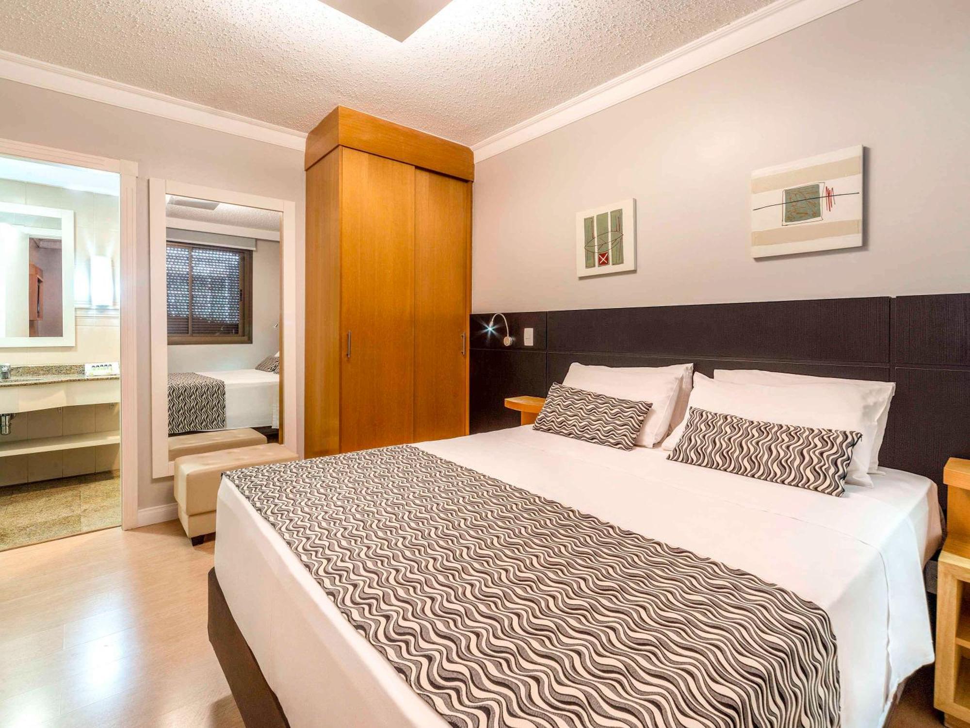 Manhattan Porto Alegre By Mercure Bagian luar foto