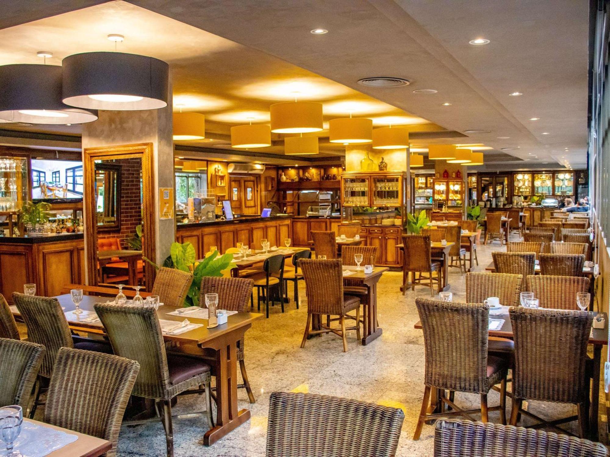 Manhattan Porto Alegre By Mercure Bagian luar foto